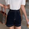 Picture of Quần Shorts Cạp Cao Ống Rộng_Phối Chỉ Nổi Bật_C25