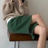 Ảnh của Quần short nhung cạp chun, quần short nhung cạp cao xếp ly phong cách_c27