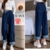 Ảnh của Quần jean ống đứng tua gấu, Quần jean cạp cao tôn dáng_Mẫu Mới Nhất J18