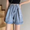 Ảnh của Quần short jean nữ KABICO quần short nữ ngắn kaki cạp cao ống rộng xắn gấu phong cách C41