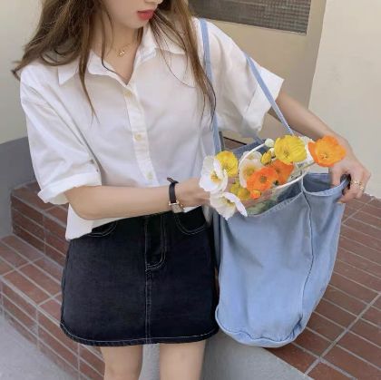 Ảnh của Áo sơ mi nữ cộc tay KABICO form rộng ulzzang, dáng basic màu trắng vàng, dễ phối đồ_Z1