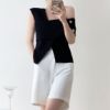 Ảnh của Áo lêch vai 2 lớp, áo không cổ màu đen thiết kế kiểu dáng tiểu thư_m8