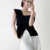 Ảnh của Áo lêch vai 2 lớp, áo không cổ màu đen thiết kế kiểu dáng tiểu thư_m8