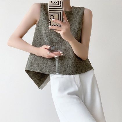 Ảnh của Áo sát nách hở lưng cao cấp, áo nữ tahnh lích dáng croptop phong cách Hàn Quốc_M12