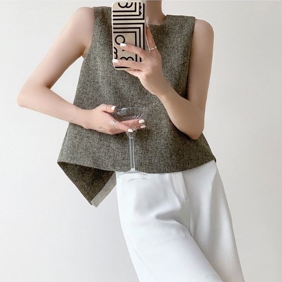 Ảnh của Áo sát nách hở lưng cao cấp, áo nữ tahnh lích dáng croptop phong cách Hàn Quốc_M12