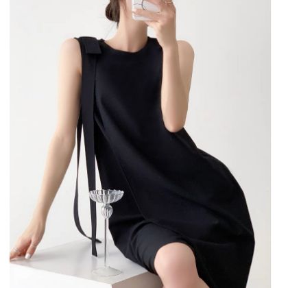 Ảnh của Đầm nữ midi dáng suông xếp ly cao cấp, đầm công sở trẻ chung hàng thiết kế dài qua gối_m14